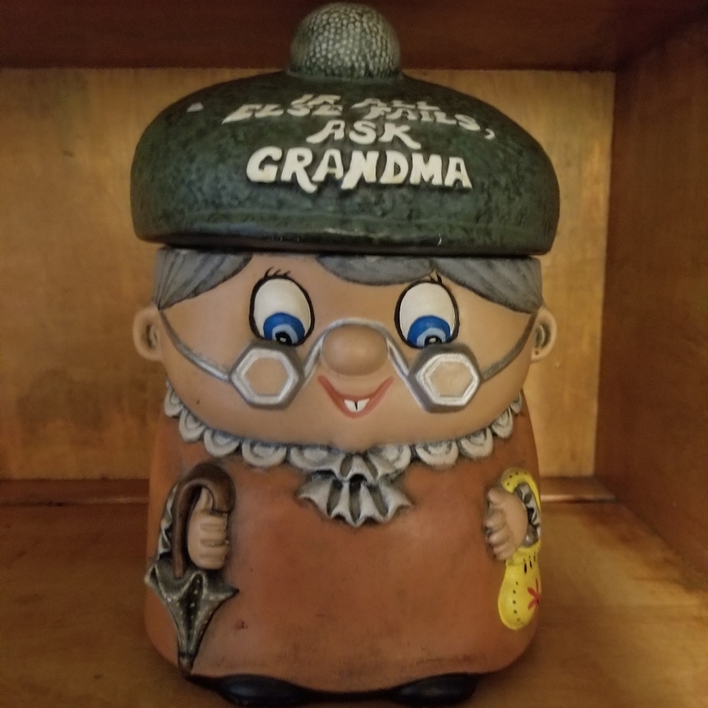 Little Grandma Canister Ceramic - Vintage 10"×5¾"